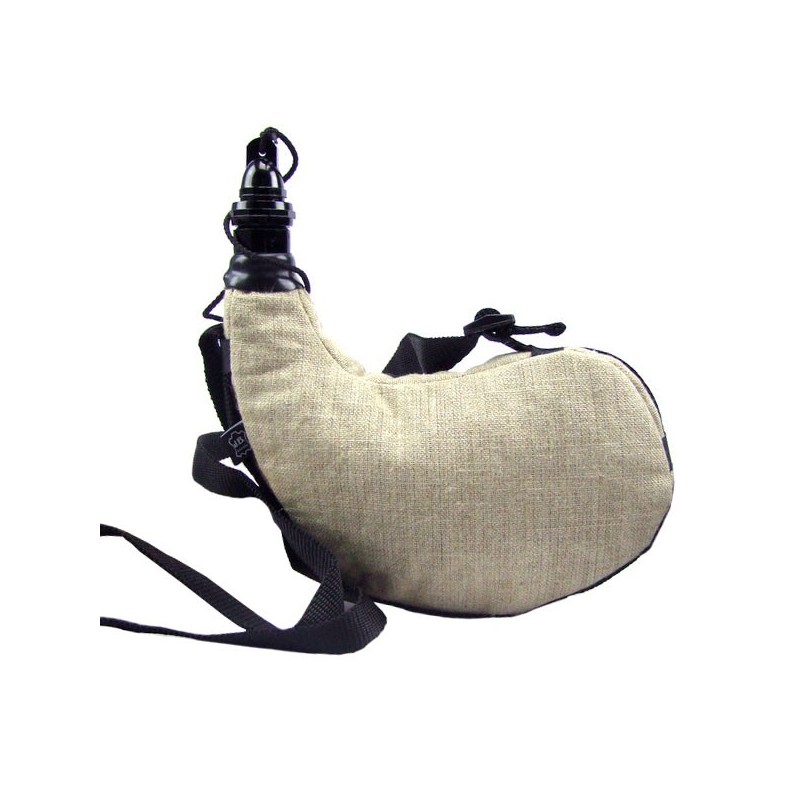 Gourde basque en lin et intérieur latex courbée 1 litre Gourde basque en lin et intérieur latex courbée 1 litre